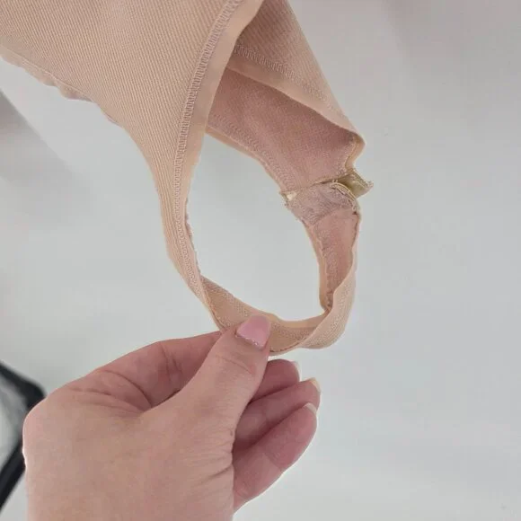 Out From Under Tan Ribbed Bodysuit – Size M/L – Free People Deep V-Neck - Picture 7 of 8